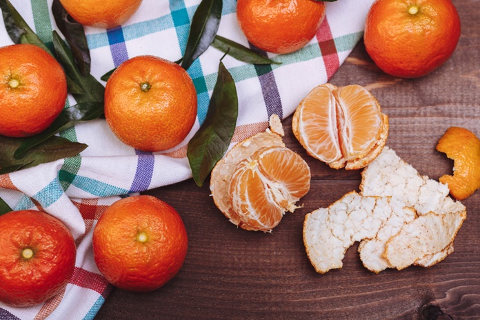 Nusibodo lupti mandarinus? Tą padaryti galima žymiai paprasčiau – truksit vos kelias sekundes