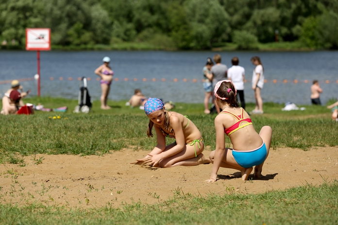 ORAI: Šiandien trumpi lietūs, bet temperatūra gali kilti iki 34 laipsnių šilumos.